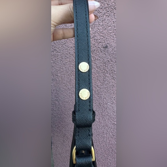 Tory Burch Emerson Shoulder Bag - Picture 5 of 12